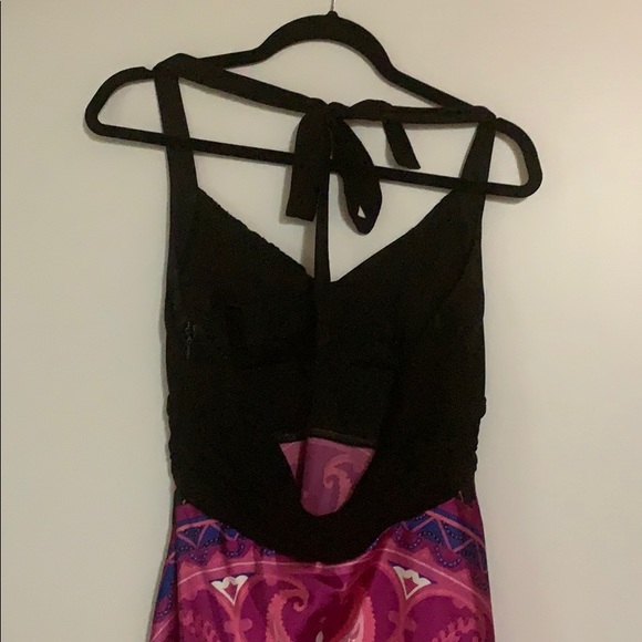 Le Chateau Dress - Picture 4 of 4